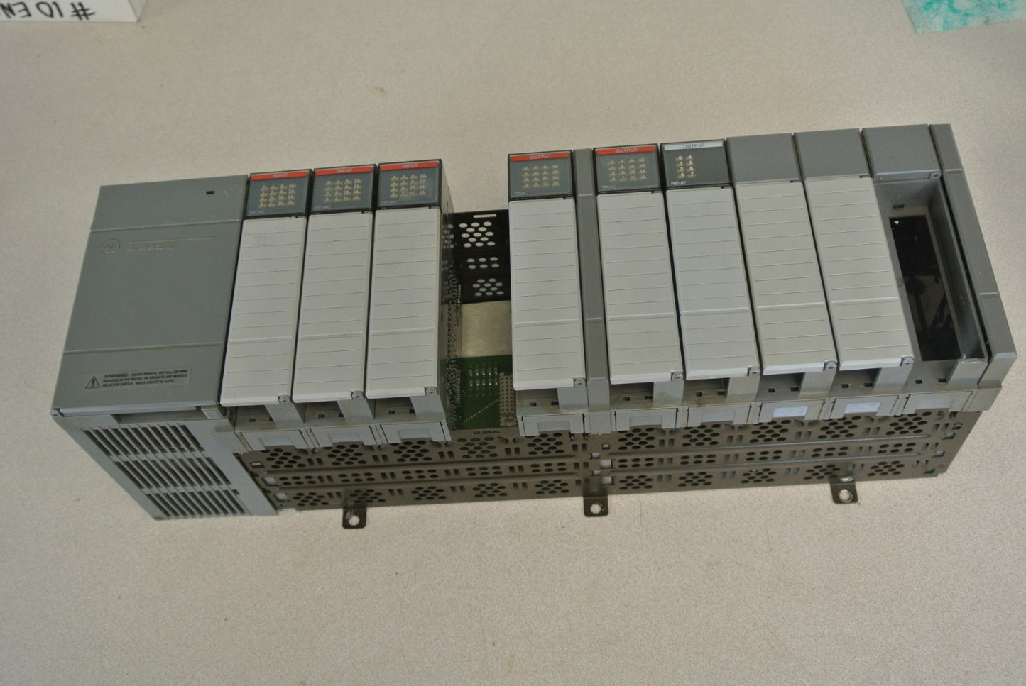 ALLEN-BRADLEY 1746-P2 + 1746-OW8 + 1746-OA16 (2) + 1746-IA16 (3) + 1746-A10 + 1