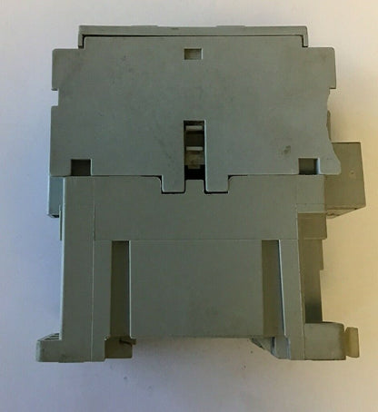 ALLEN BRADLEY 700-CF310* CONTROL RELAY 600VAC 25A4