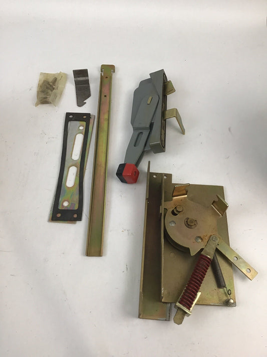 SQUARE D 9421 HR-200 FLANGE MTD. OPERATING MECHANISM0