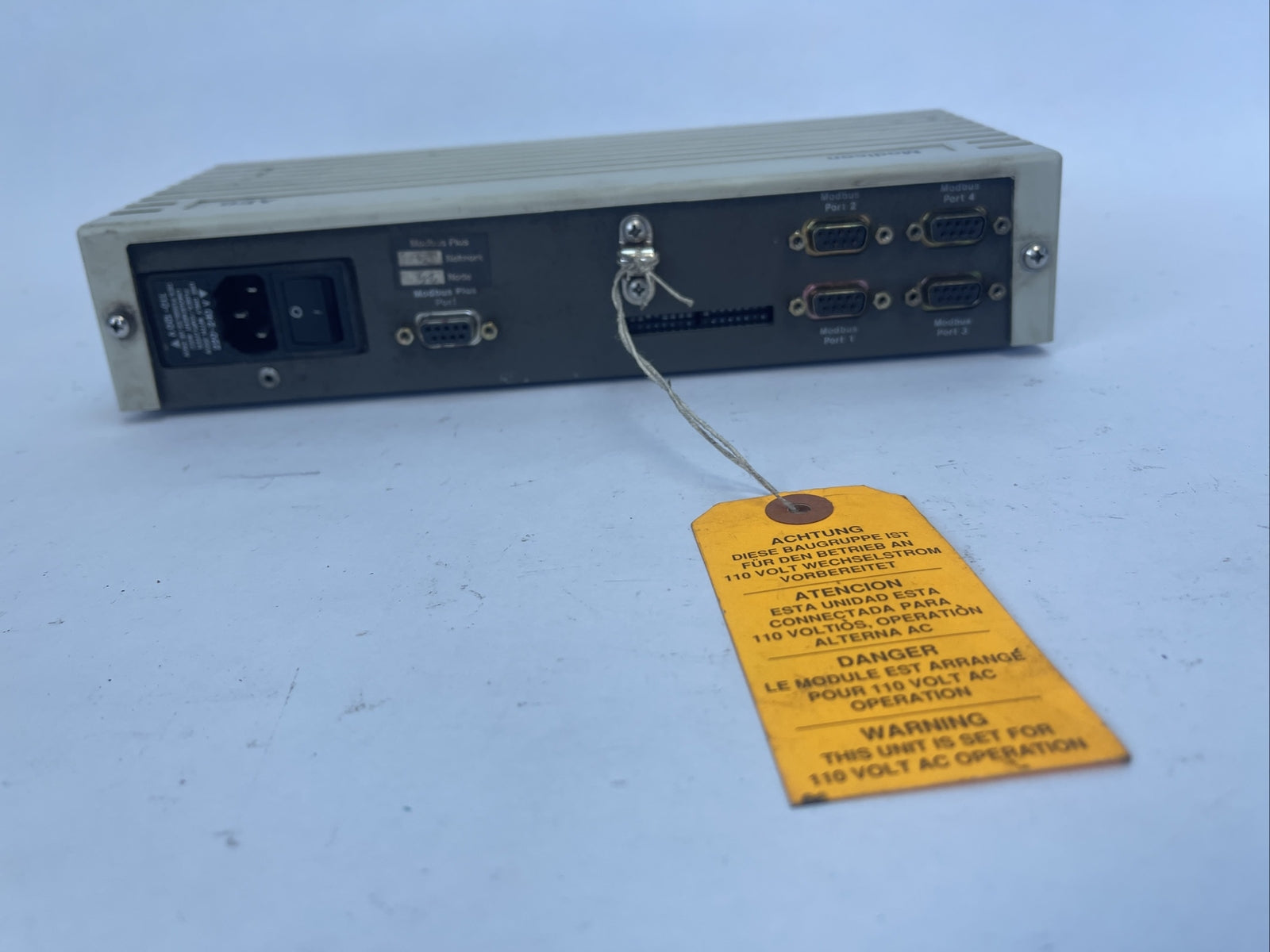 AEG MODICON NW-BM85-000 MODBUS PLUS 110VAC4