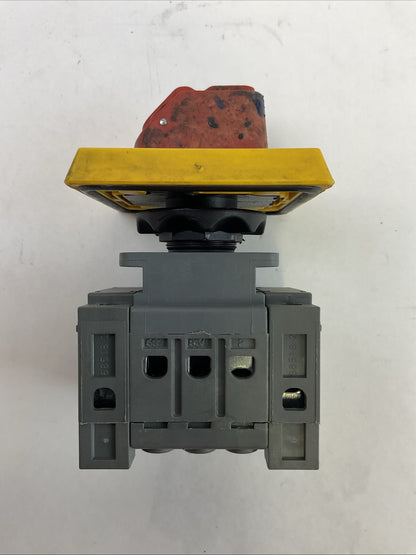 ABB OT40FT3 DISCONNECT SWITCH WITH KNOB4