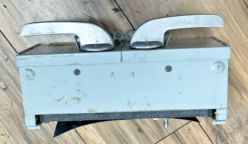 ITE V7B2212LR VACU-BREAK CLAMPMATIC 3HP 250V 1PH 30A 2POLE5