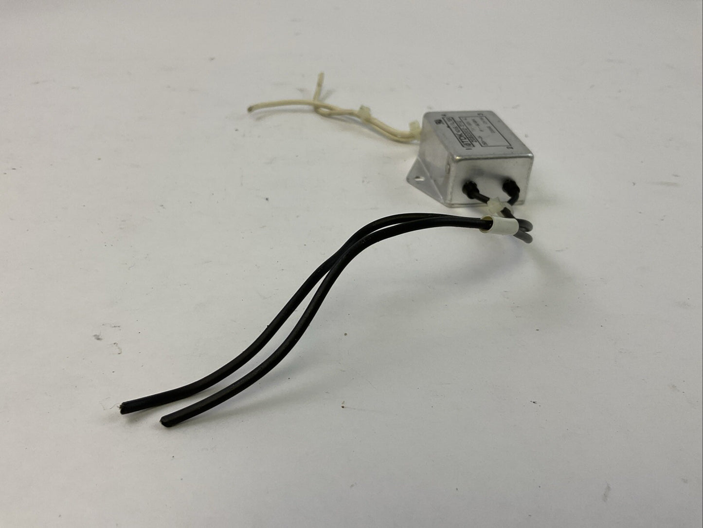 TDK ZGB2202-01U NOISE FILTER 250VAC 2A TV...1500VAC F.......50/60HZ5