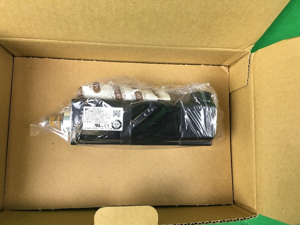 YASKAWA AC SERVO MOTOR SGMAV-01A3A6E 100W 200V 0.91A 3PH1