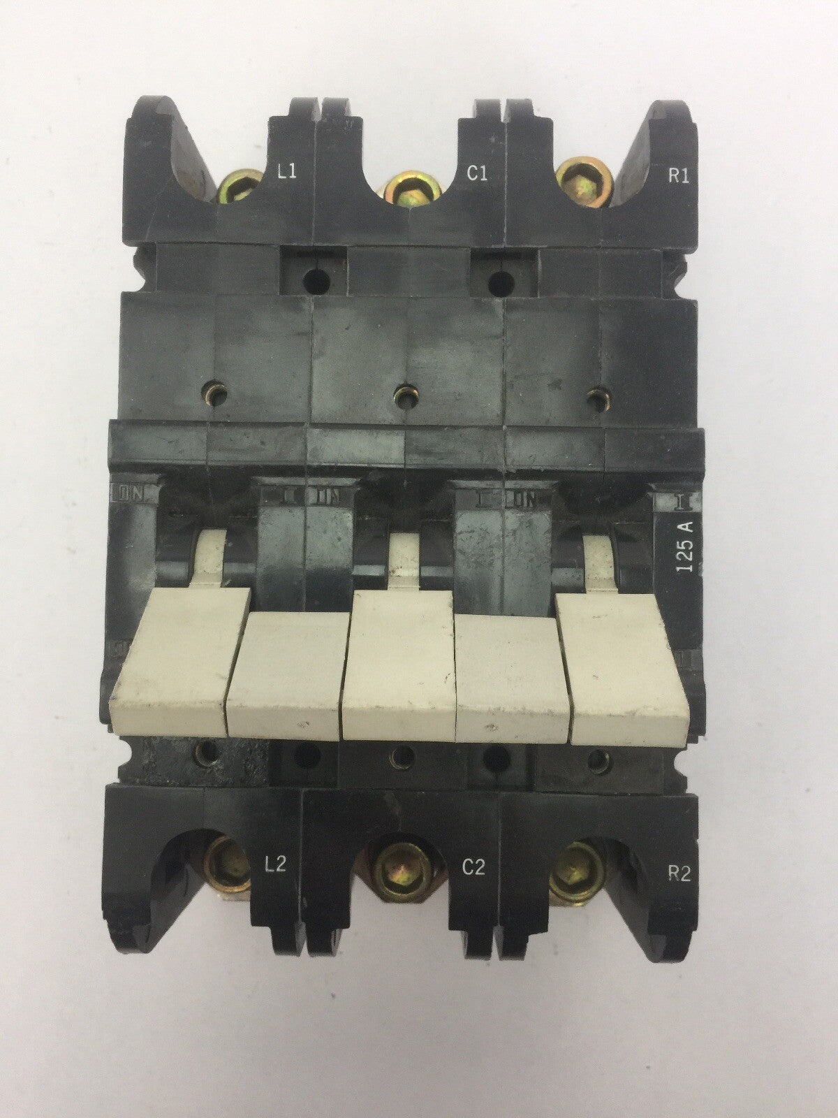 HEINEMANN GJ3-C2C3C2-A CIRCUIT BREAKER 125AMP 240V 3POLE 400HZ 2TD GJ3-Z14-10