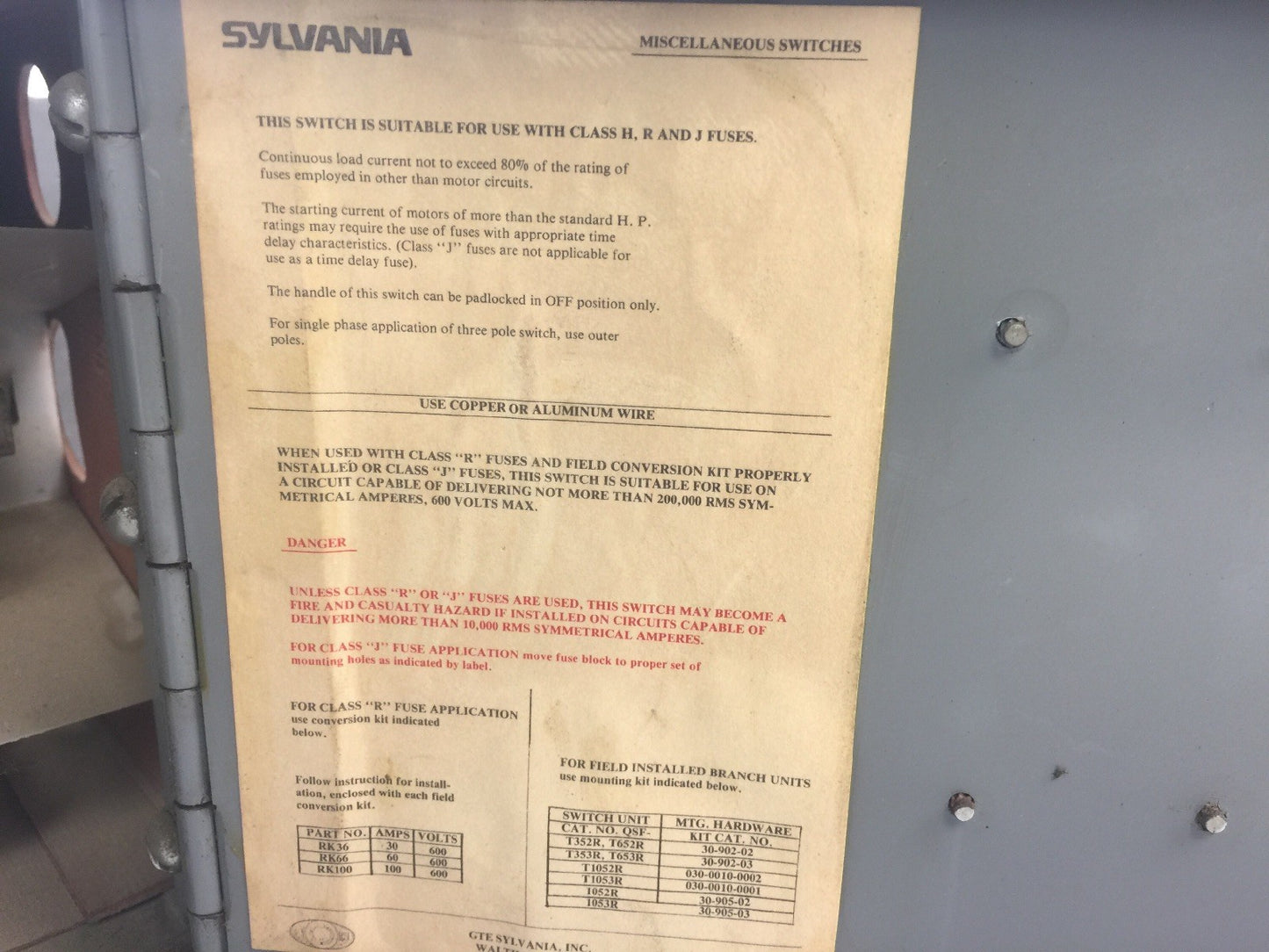 SYLVANIA QSFT653R FUSIBLE TWIN PANELBOARD SWITCH 600VAC 60A 3 POLE6