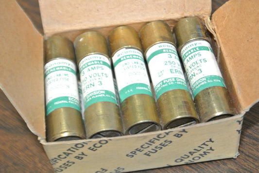 BOX of 10 / ECONOMY ERN3 RENEWABLE FUSE / 3A / 250V / NEW SURPLUS / ERN 30