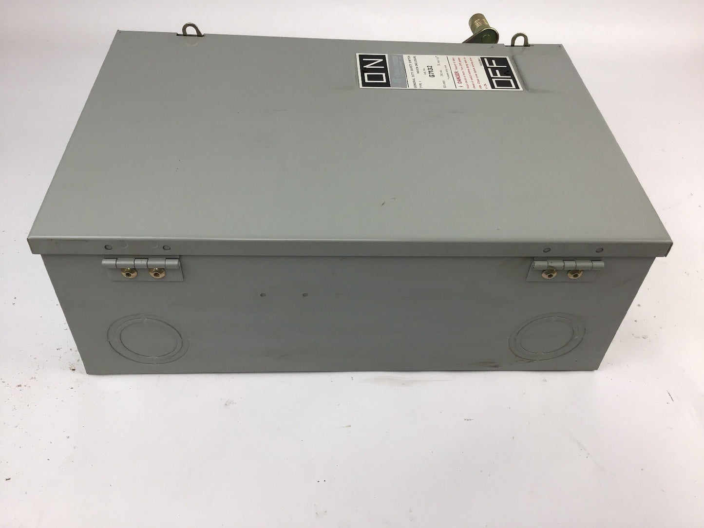 FEDERAL PACIFIC/CHALLENGER GEN DUTY SAFETY SWITCH G7132 100AMP 240VAC/250VDC 5