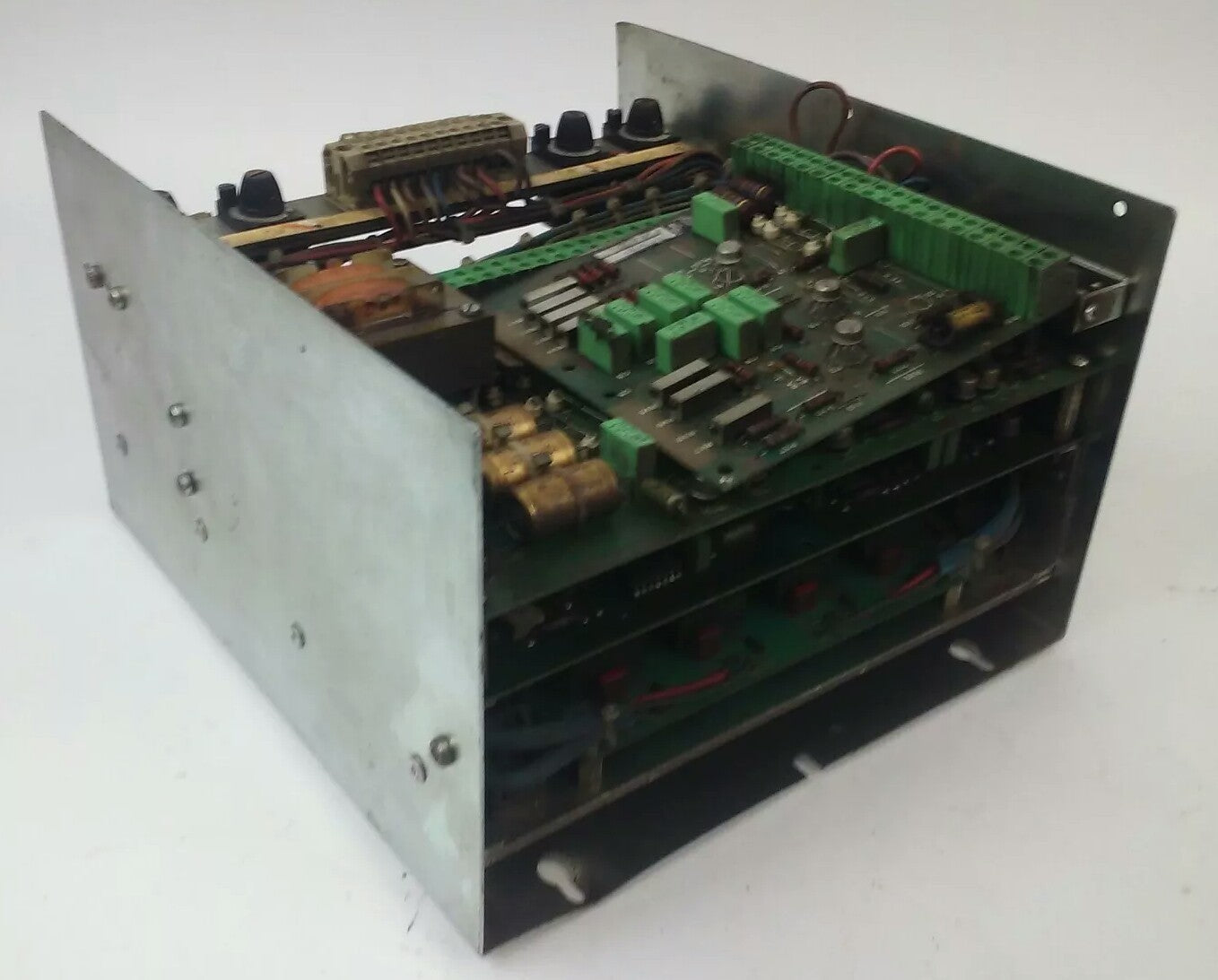 STYRKONSULT AB 40956-19 DC DRIVE MISSING PLASTIC LEG THAT HOLDS UP TOP BOARD5