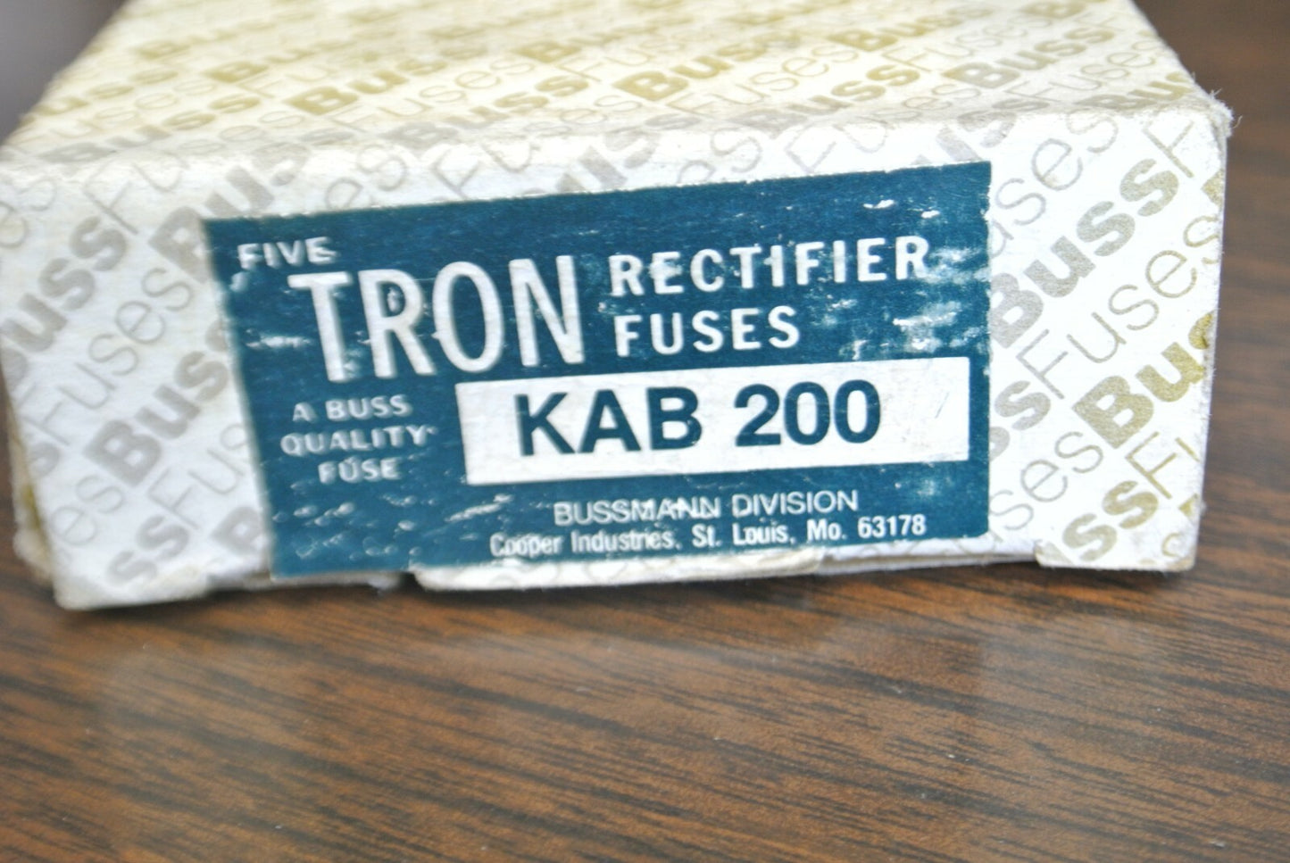 BOX of 5 / BUSSMANN / TRON KAB200 RECTIFIER FUSE / 250V / 200A / NEW SURPLUS5