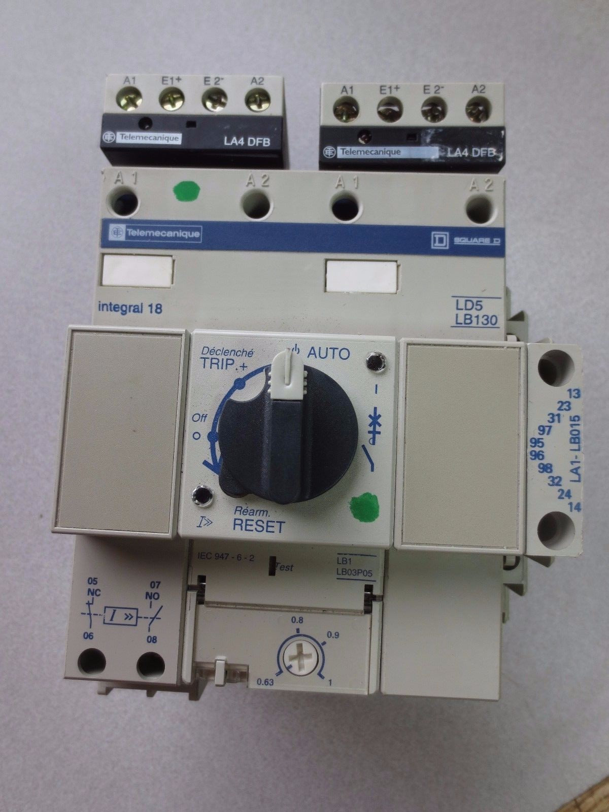 TELEMECANIQUE LD5 LB130 + LA4 DFB (2) + LA1-LB015 + LB1LB03P05 REVERSING STARTER0