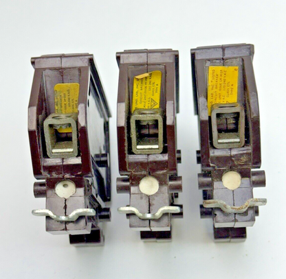 WADSWORTH **LOT OF 3** A40 - CIRCUIT BREAKER - 1 POLE, 120/240 VAC, 40 A8