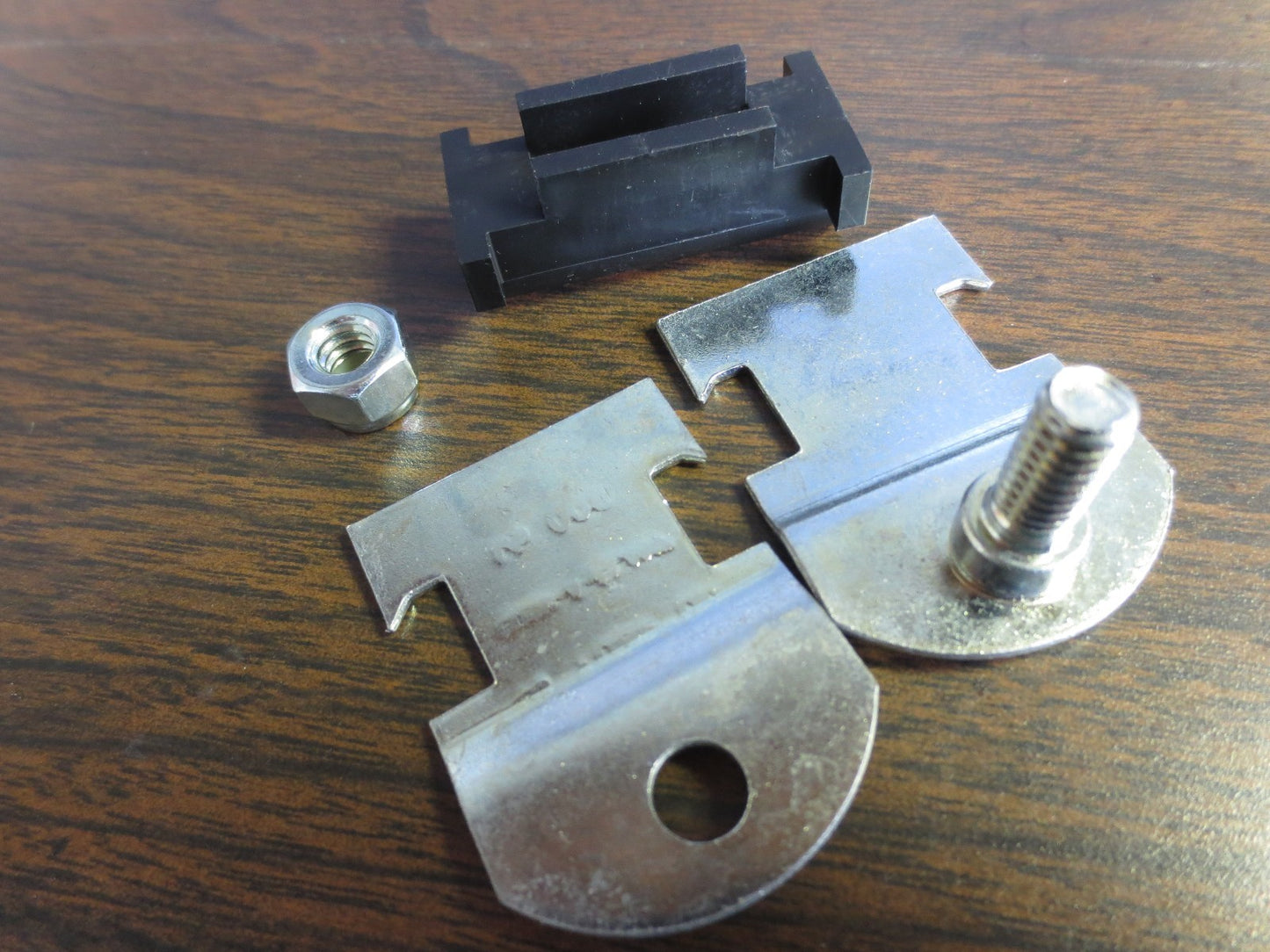 POWER-STRUT CUSH-A-CLAMP PS 004T EG - 1/4" - NEW SURPLUS - BOX of 252