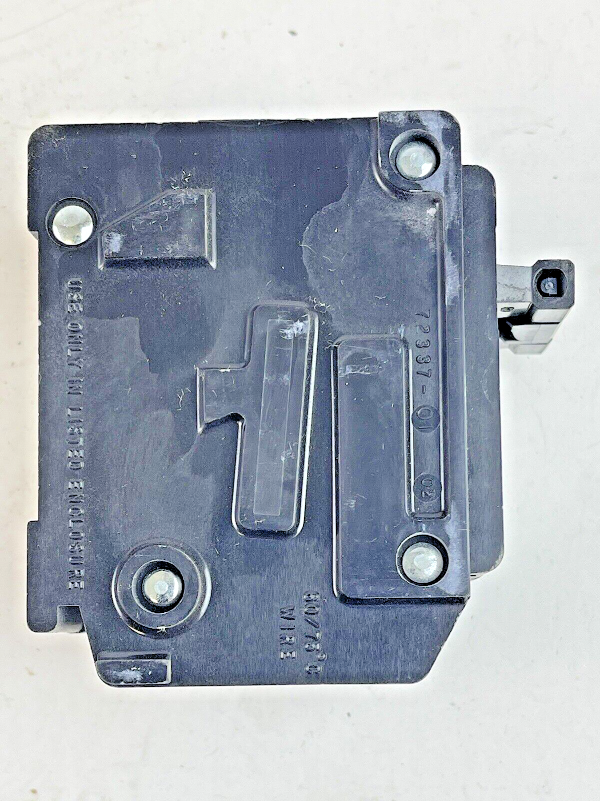 CROUSE-HINDS *BOX OF 1* - MP225 - 2 POLE, 25 A, 240 VAC CIRCUIT BREAKER5