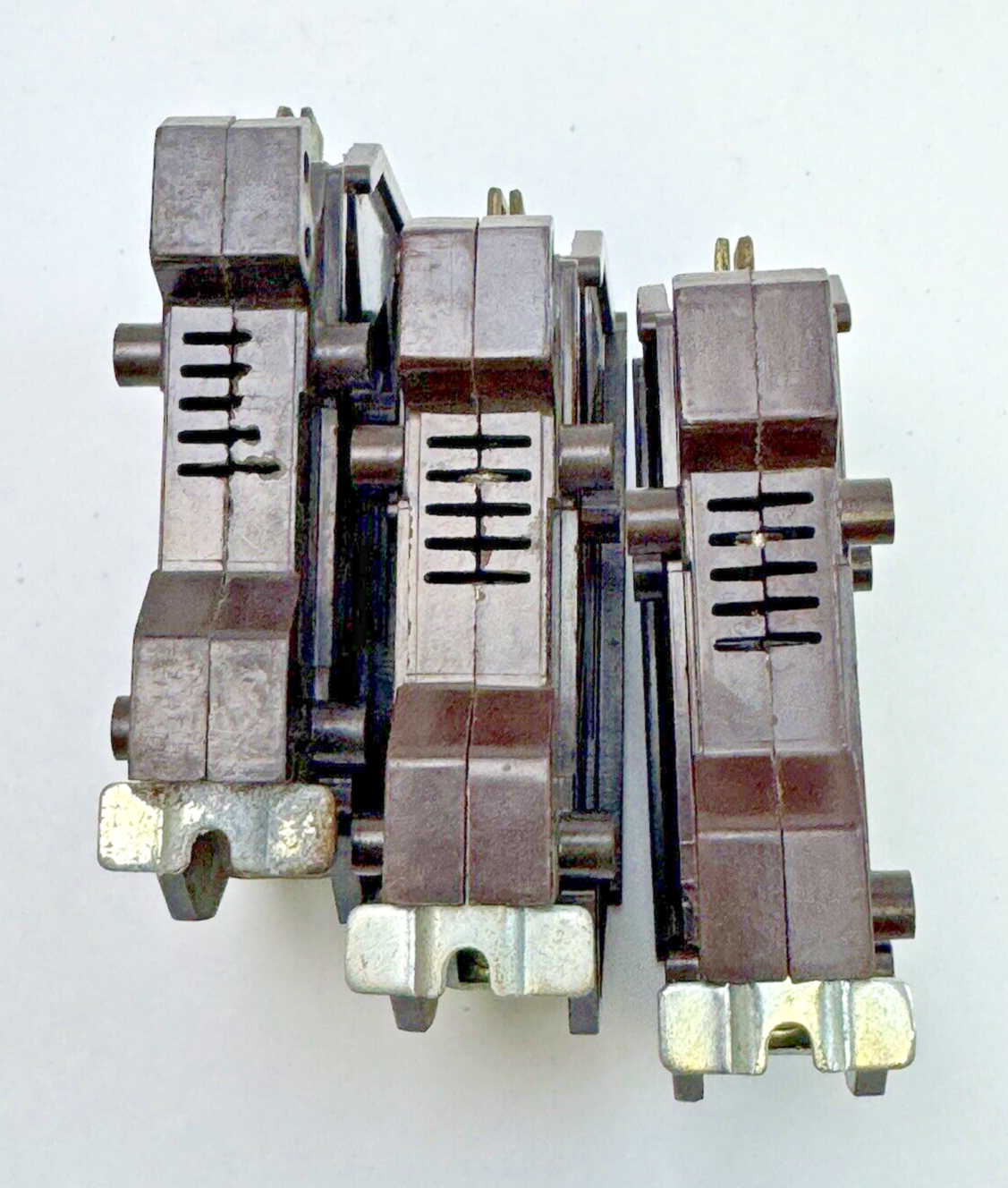 WADSWORTH **LOT OF 3** A40 - CIRCUIT BREAKER - 1 POLE, 120/240 VAC, 40 A9