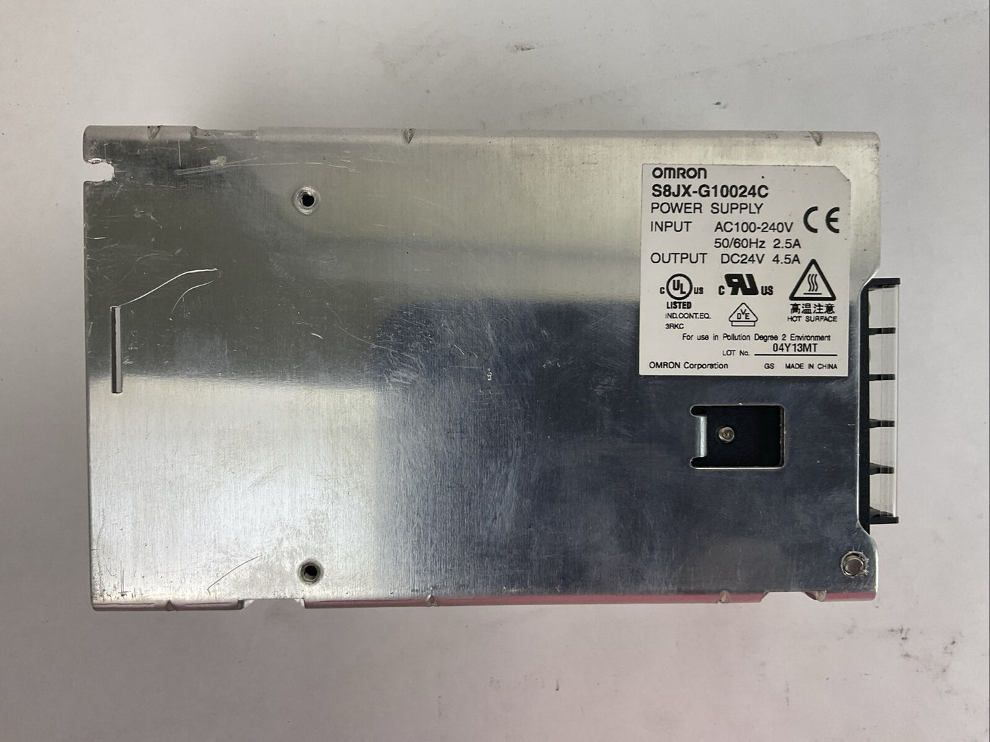 OMRON S8JX-G10024C POWER SUPPLY OUTPUT 24VDC 4.5A INPUT 100-240VAC 50/60HZ 2.5A2