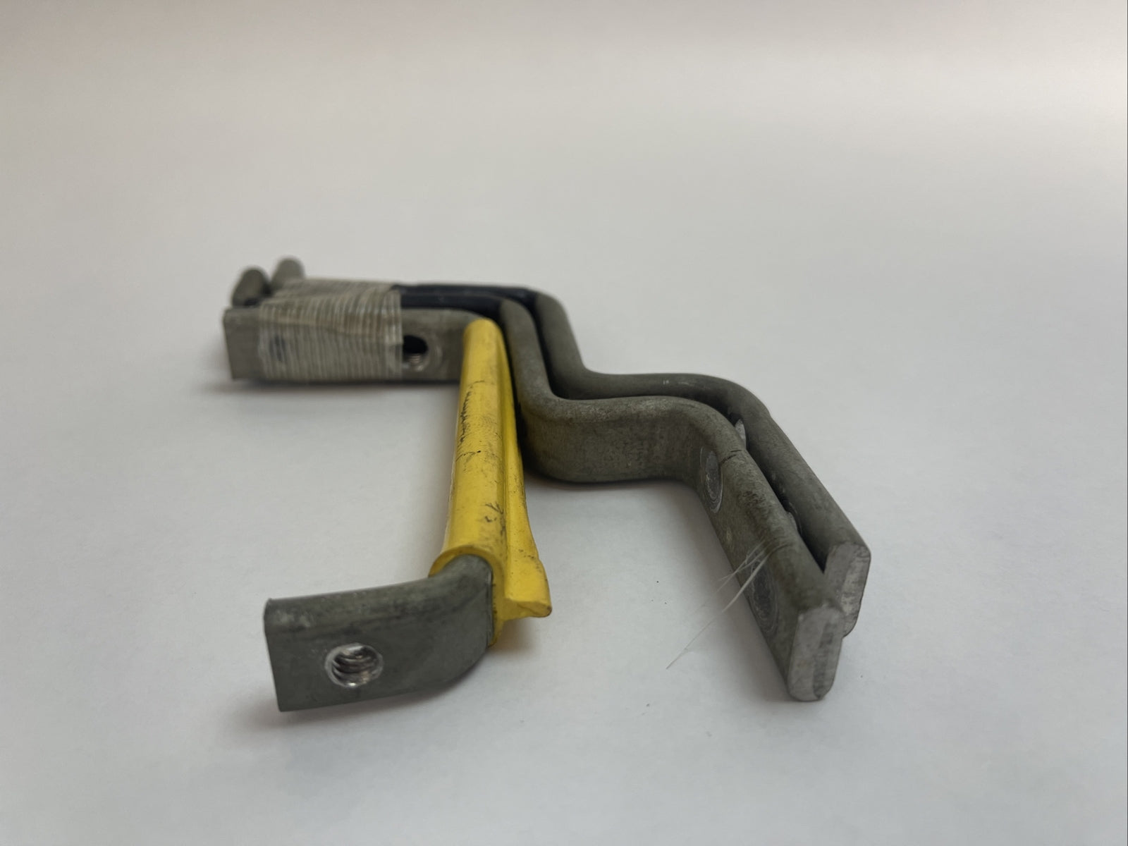 FEDERAL PACIFIC FPE KFDP3-2HOLE PANELBOARD MOUNTING HARDWARE 30/60/100A3