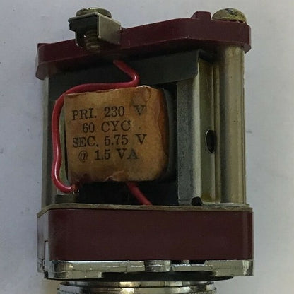 REES R 450 PUSH TO TEST PILOT LIGHT/ PANEL INDICATOR 230V 60CYC 1.5VA3