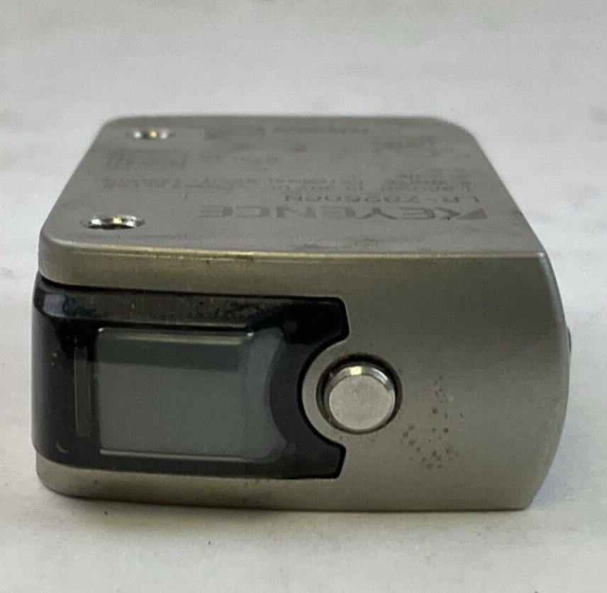 KEYENCE LR-ZB250CN LASER SENSOR 10-30VDC4