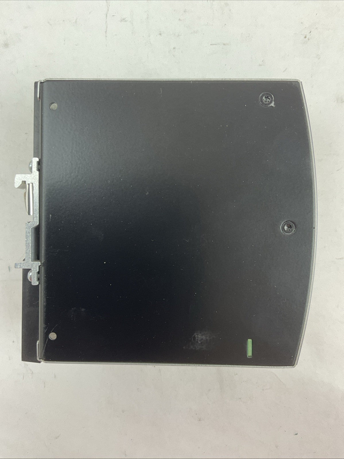 PULS PIC480.241D POWER SUPPLY OUTPUT 24-28VDC INPUT 100-240VAC 5.4-2.4A 50-60HZ4