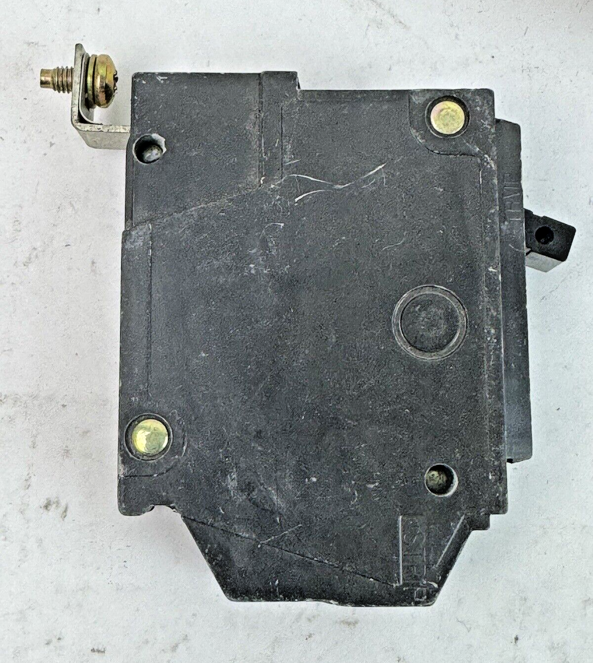 GE *LOT OF 3* - THQB120 - CIRCUIT BREAKERS - 1 POLE, 20 A, 240 VAC, TYPE THQB4