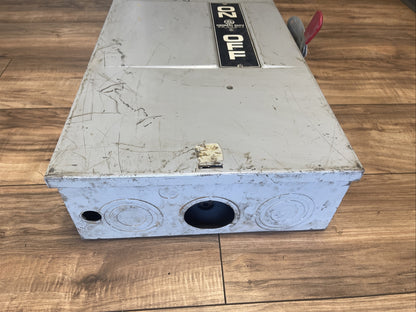 GE TG3224RH MOD 7 FUSIBLE SAFETY SWITCH 2POLE 200A 240VAC 15HP TYPE 3R RAINPROOF2