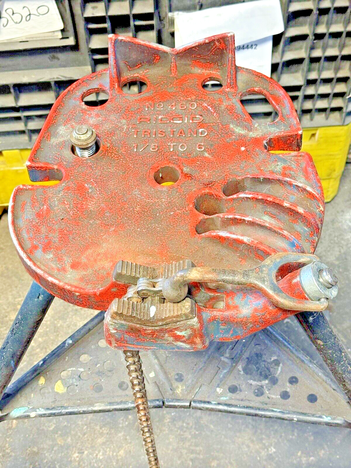 RIDGID - 700-12 - POWER DRIVE PIPE THREADER W/ STAND/BUCKET/DIE HEADS +SEE BELOW7