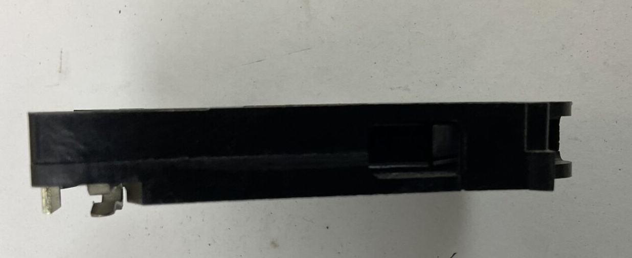 CROUSE HINDS MH30 CIRCUIT BREAKER 30A 120/240VAC 1POLE MODEL4 ***LOTOF20***5