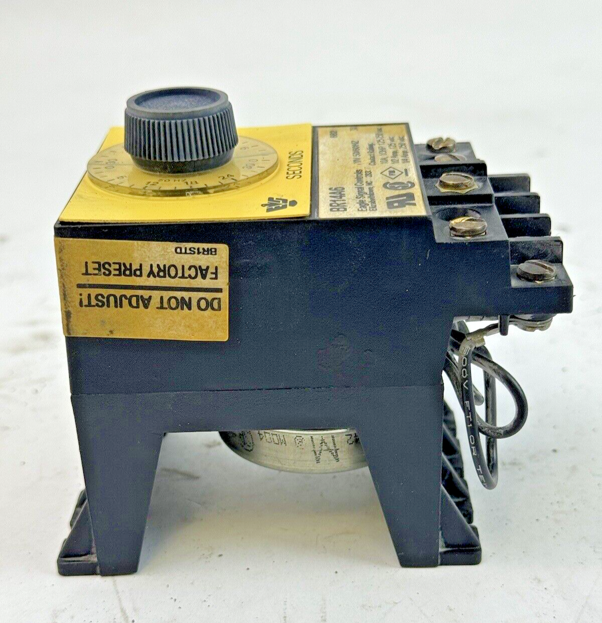 EAGLE SIGNAL - BR14A6 - ELECTRONIC RESET TIMER - 250VAC, 10A, 1/3 HP4