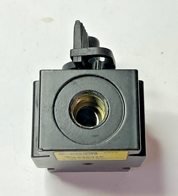 PARKER PS95601P BALL VALVE 1/4" 250PSI2