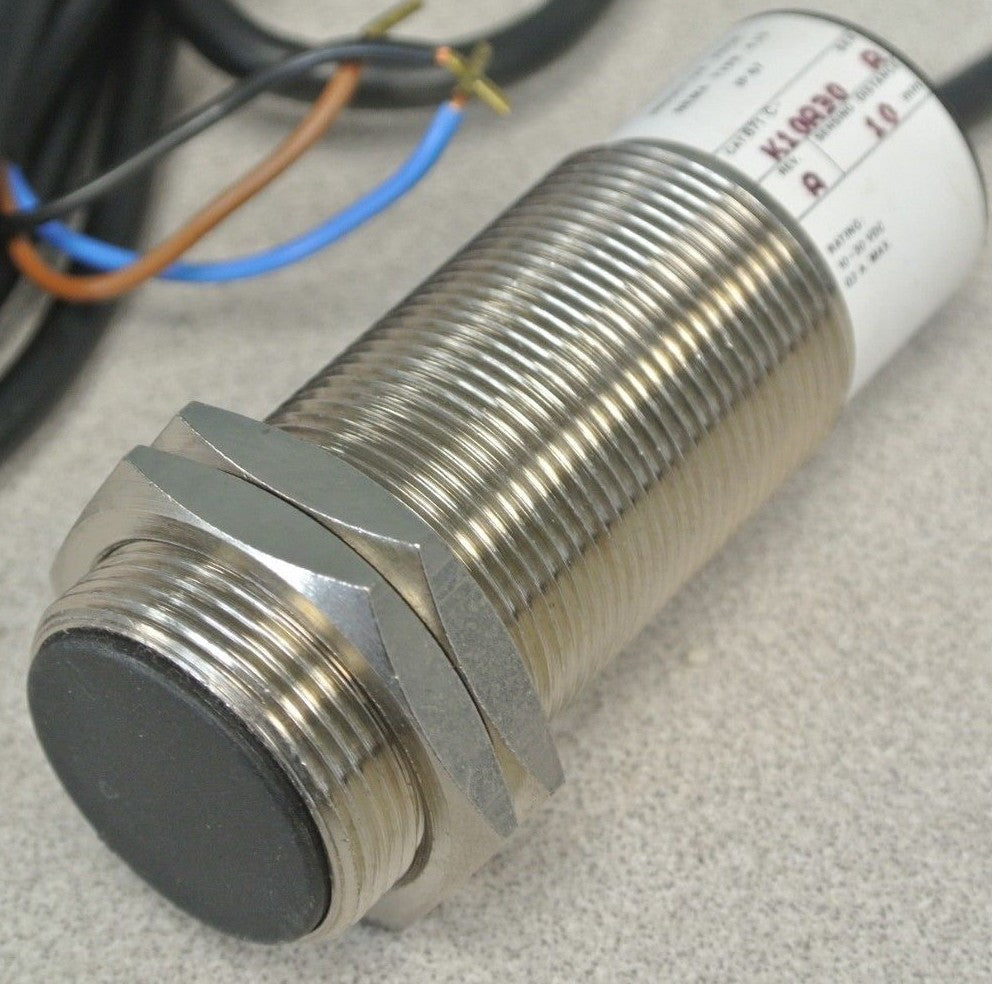 ALLEN-BRADLEY 871C-K10A30 CYLINDRICAL INDUCTIVE PROXIMITY SWITCH / 10-30VDC 30mm0
