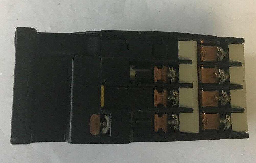 SIEMENS 3TD-1017-0C CONTACTOR 4S 4O 20A 6
