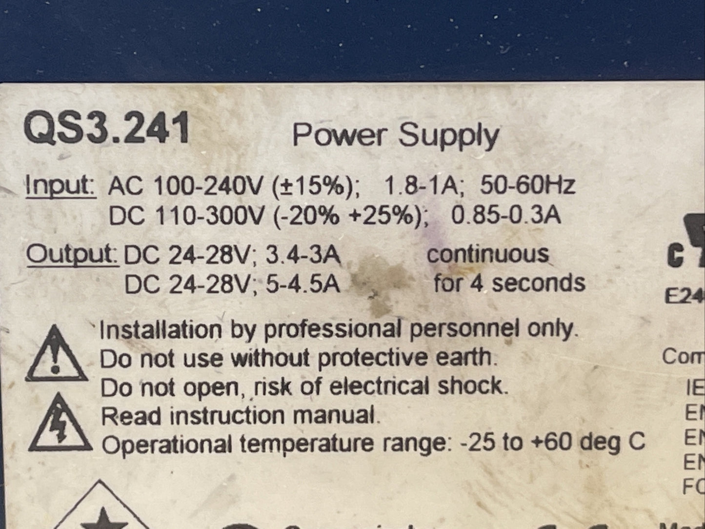 PULS DIMENSIONS QS3.241 POWER SUPPLY OUTPUT 24-28VDC INPUT 100-240VAC1