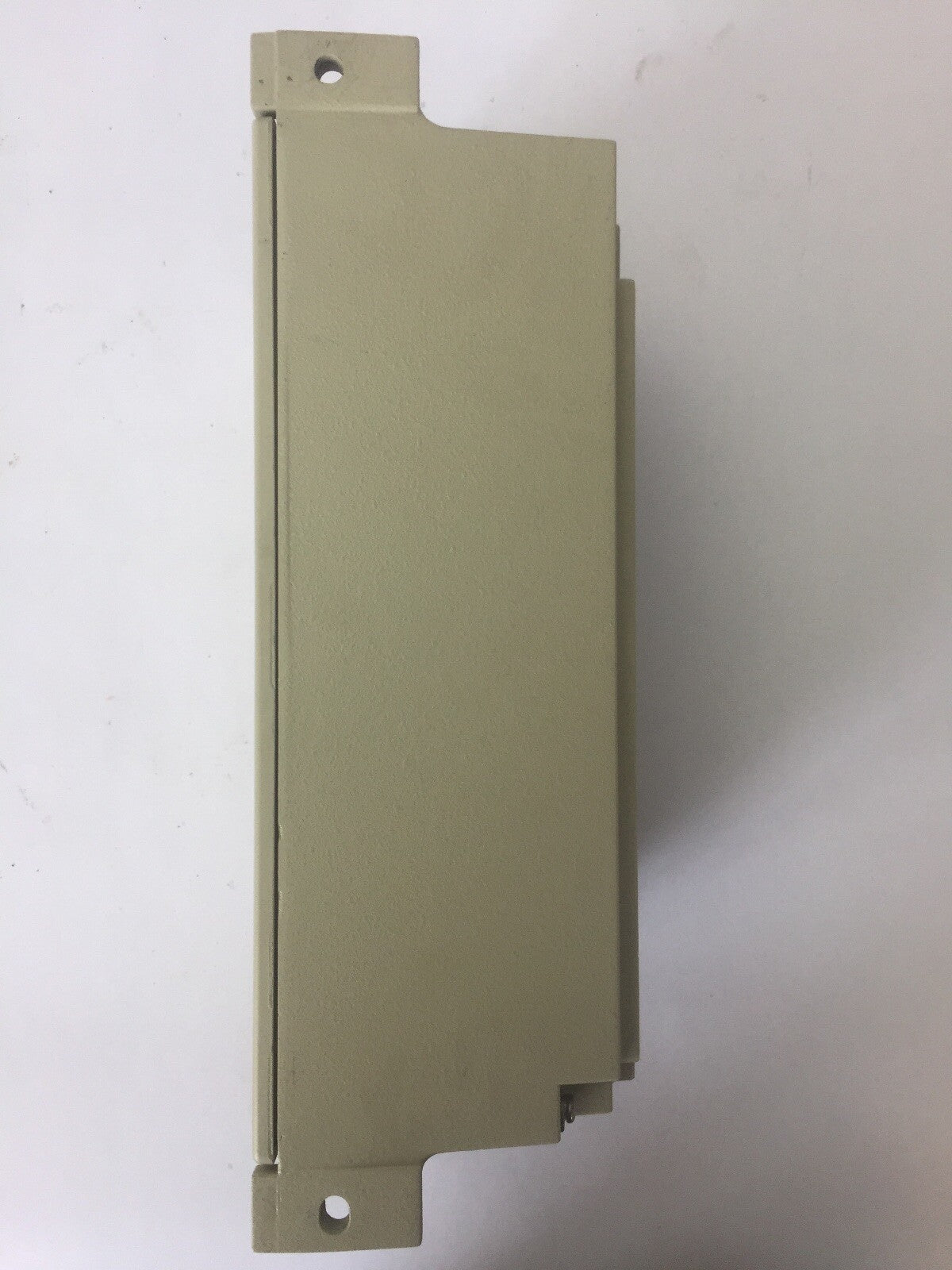 AEG MODICON PC-M984-230 PROGRAMMABLE CONTROLLER 115/220V 50/60HZ 1.5A 4