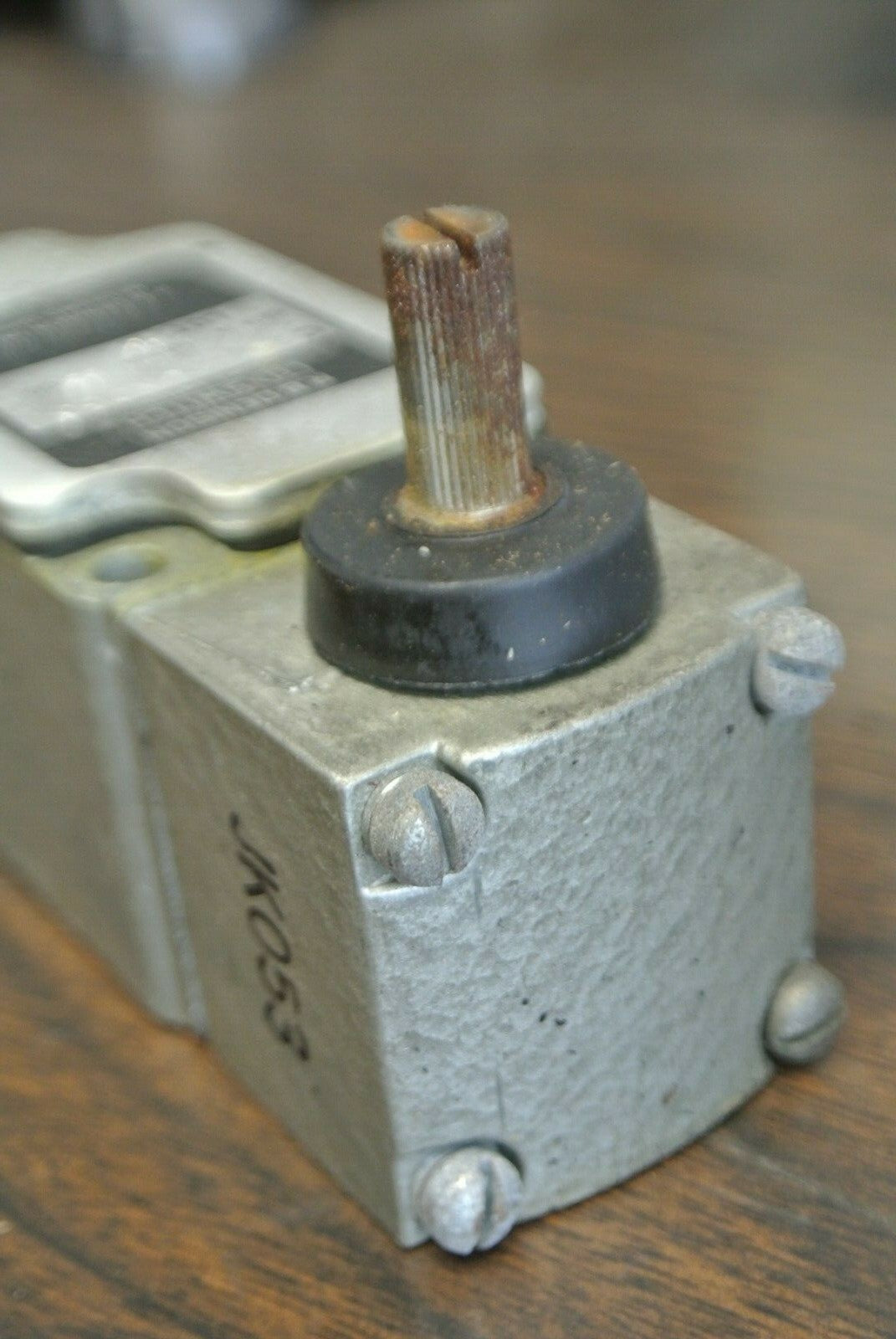 GOULD / R.B. DENISON C4-JK053 LIMIT SWITCH / NEW SURPLUS / C4JK0533