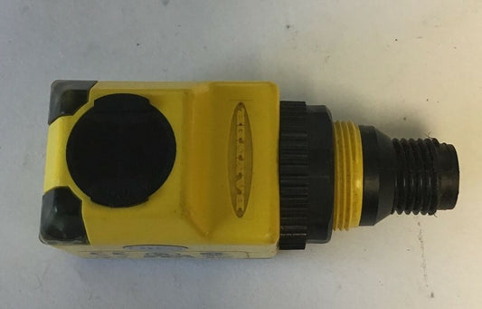 BANNER Q25AW3FF100Q1 RIGHT ANGLE BASE MOUNT SENSOR 20-250VAC 50/60HZ 300MA0