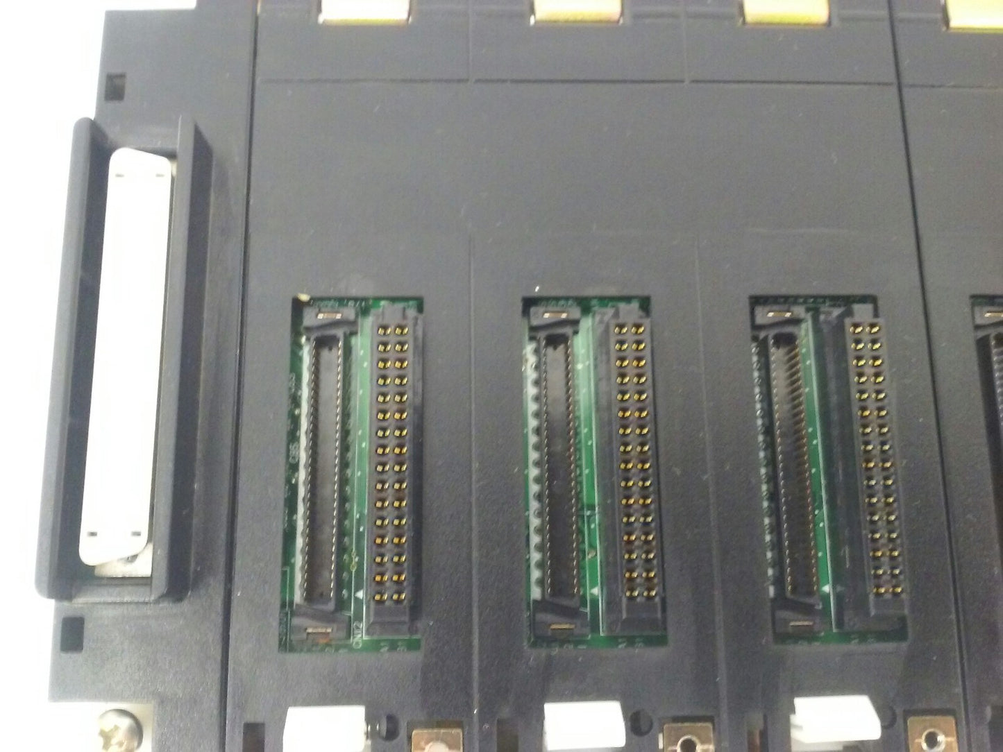 OMRON BASE UNIT CS1W-BC053 , 5 SLOT, CS1W2