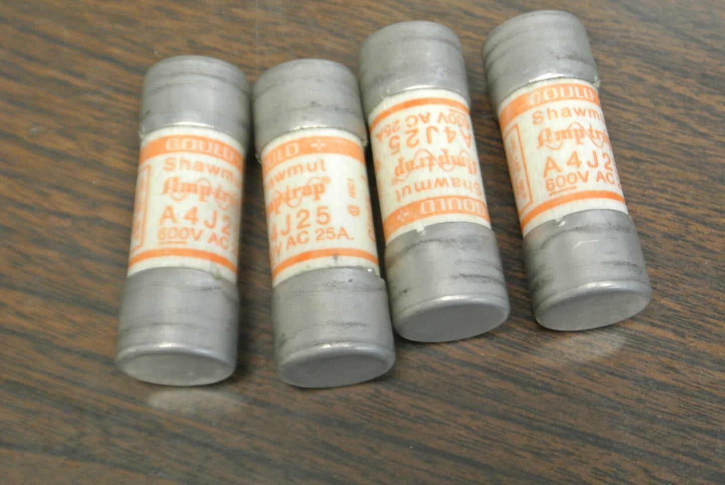 LOT of 4 / SHAWMUT A4J25 AMP-TRAP® CLASS J FUSE / 25A / 600V0