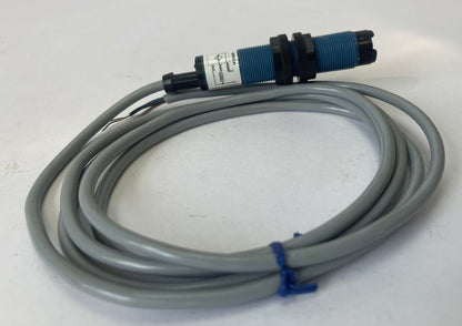 CUTLER HAMMER E58CAL18A2R2 PHOTOELECTRIC TUBULAR SENSOR SERIES A1 120VAC 200mA5