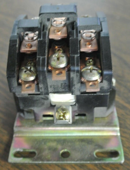 FURNAS 41NB30AJP DEFINITE PURPOSE CONTACTOR 24VAC, 30A, 3-POLE - NEW SURPLUS3
