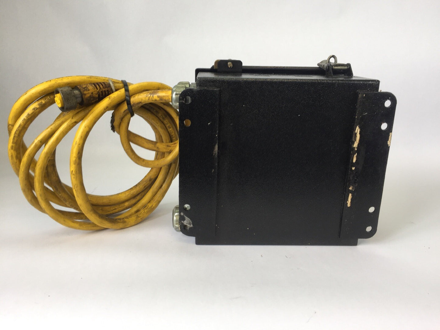 BANNER MGCA-5A MACHINE-GUARD CONTROL BOX 115VAC 7