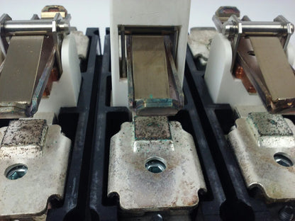 ABB EH450 CONTACTOR,  600V, 3PH, 525A, 400H.P., 3P, 355KW, EH, USED11