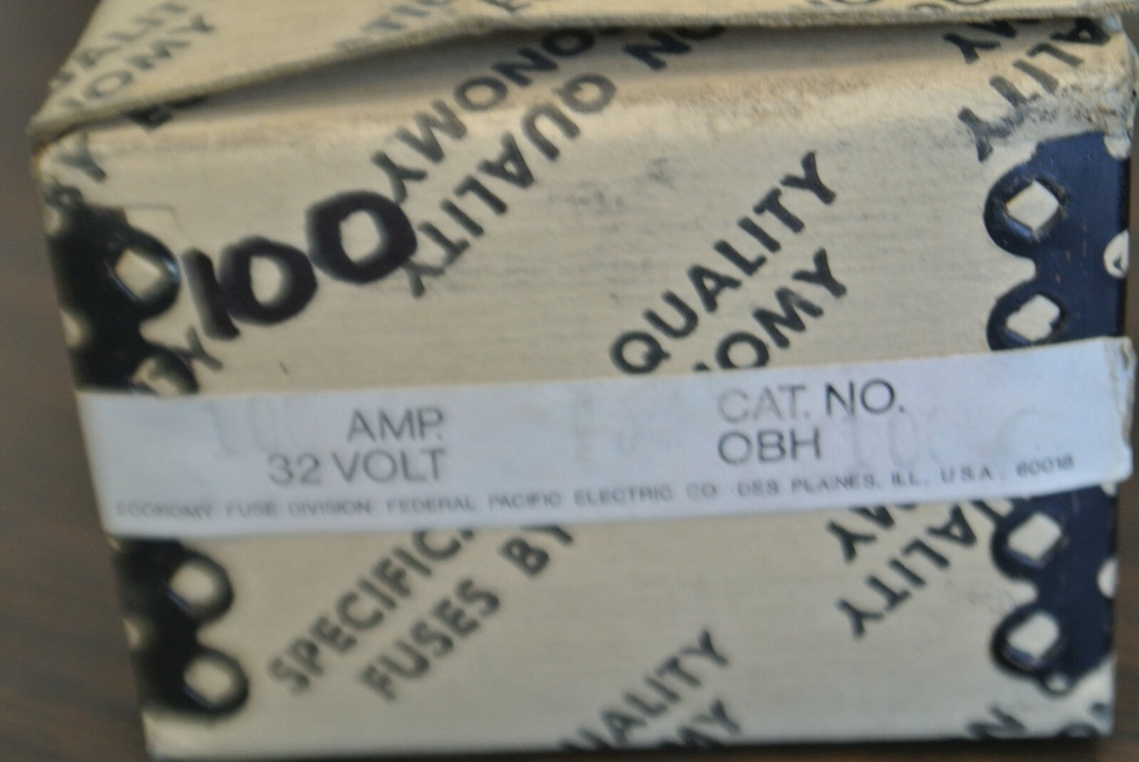 ECONOMY / FPE OBH-100 BOLT-ON FUSE / 100A / 32VDC / NEW SURPLUS5