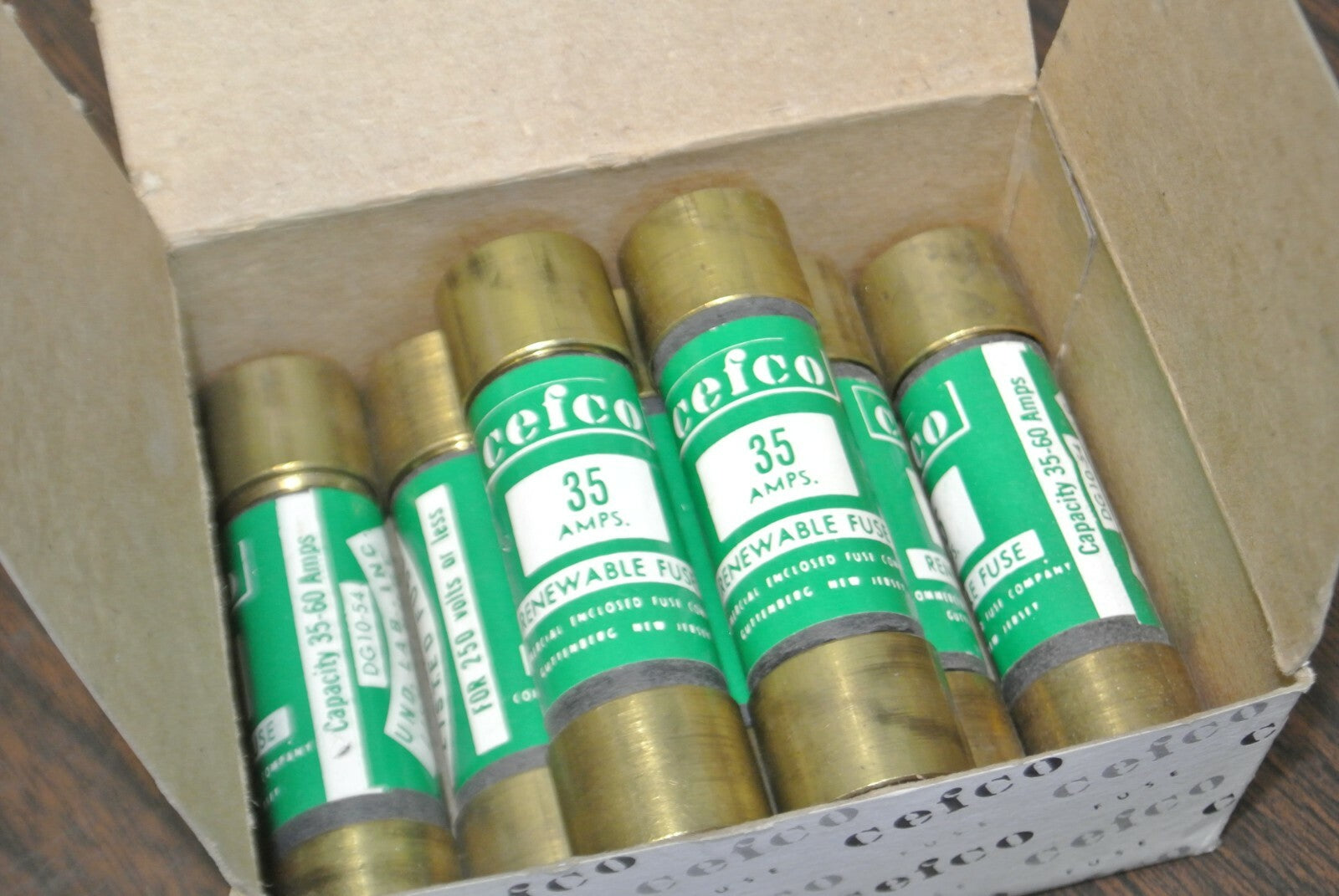 LOT of 7 CEFCO REN35 CLASS H TIME-LAG RENEWABLE FUSE / 35A / 250V / NEW SURPLUS0