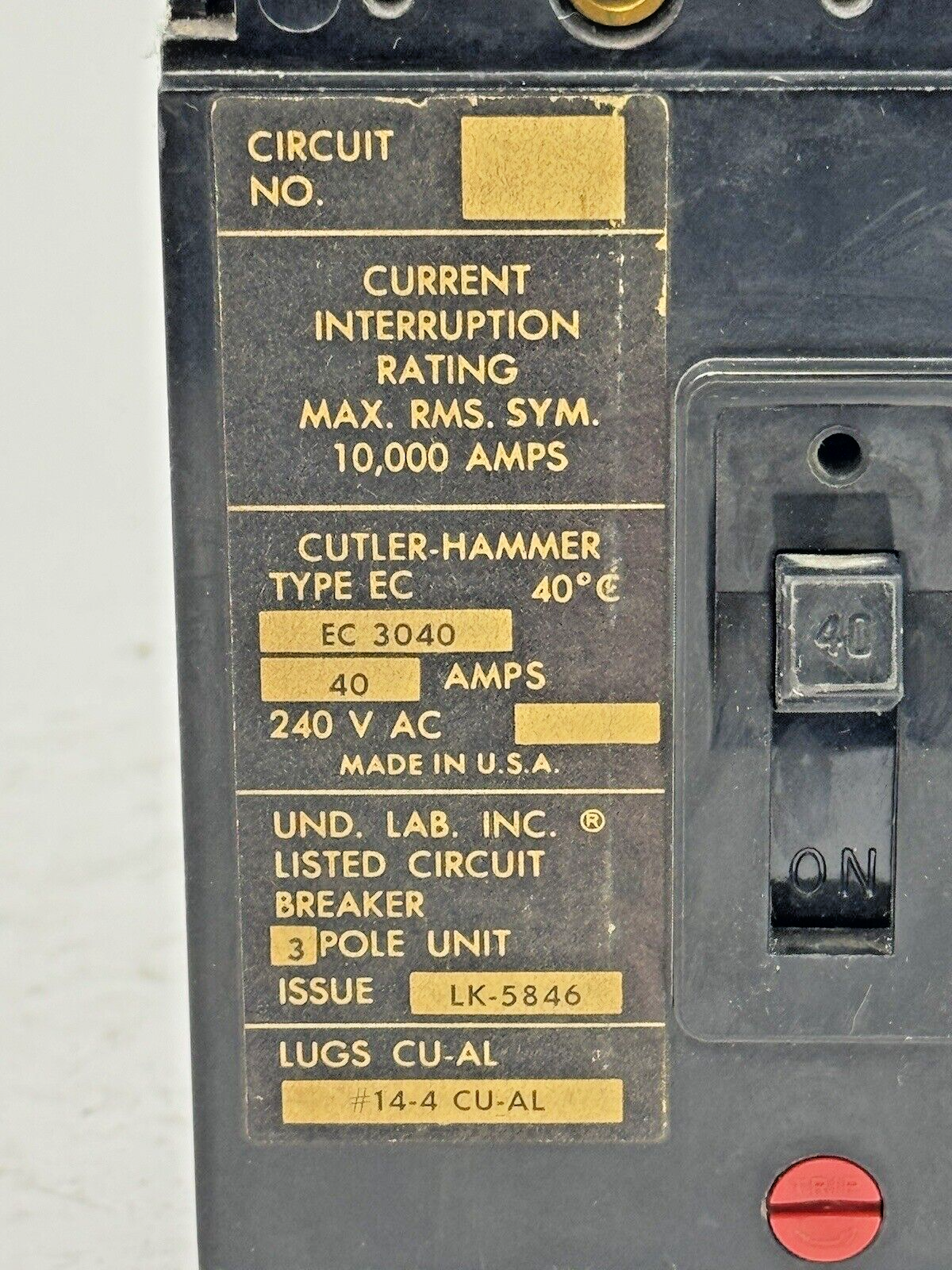 CUTLER-HAMMER / EATON - EC3040 - CIRCUIT BREAKER - 40A/ 240 VAC/ 3 POLE2