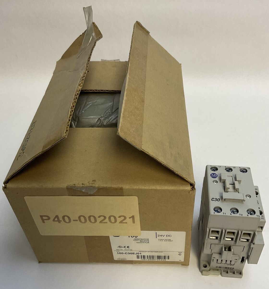 ALLEN BRADLEY 100-C30EJ01 CONTACTOR SER C 600VAC 55A 25HP 3PH COIL 24VDC0
