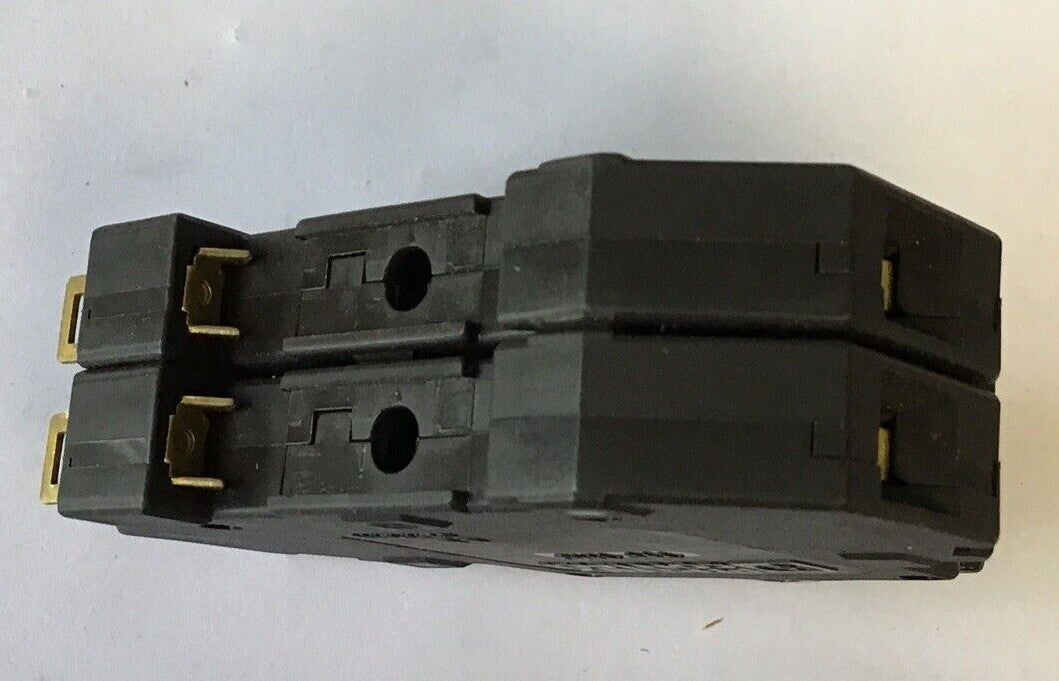 PHOENIX CONTACT TMC 42-02-15A CIRCUIT BREAKER 15A 2POLE 240VAC 4