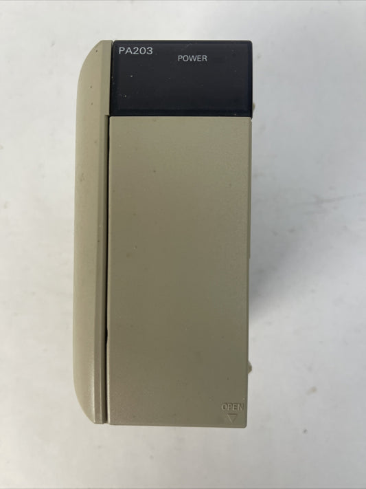 OMRON CQM1-PA203 POWER SUPPLY UNIT OUTPUT 5VDC 3.6A SOURCE 100-240VAC 60VA 0