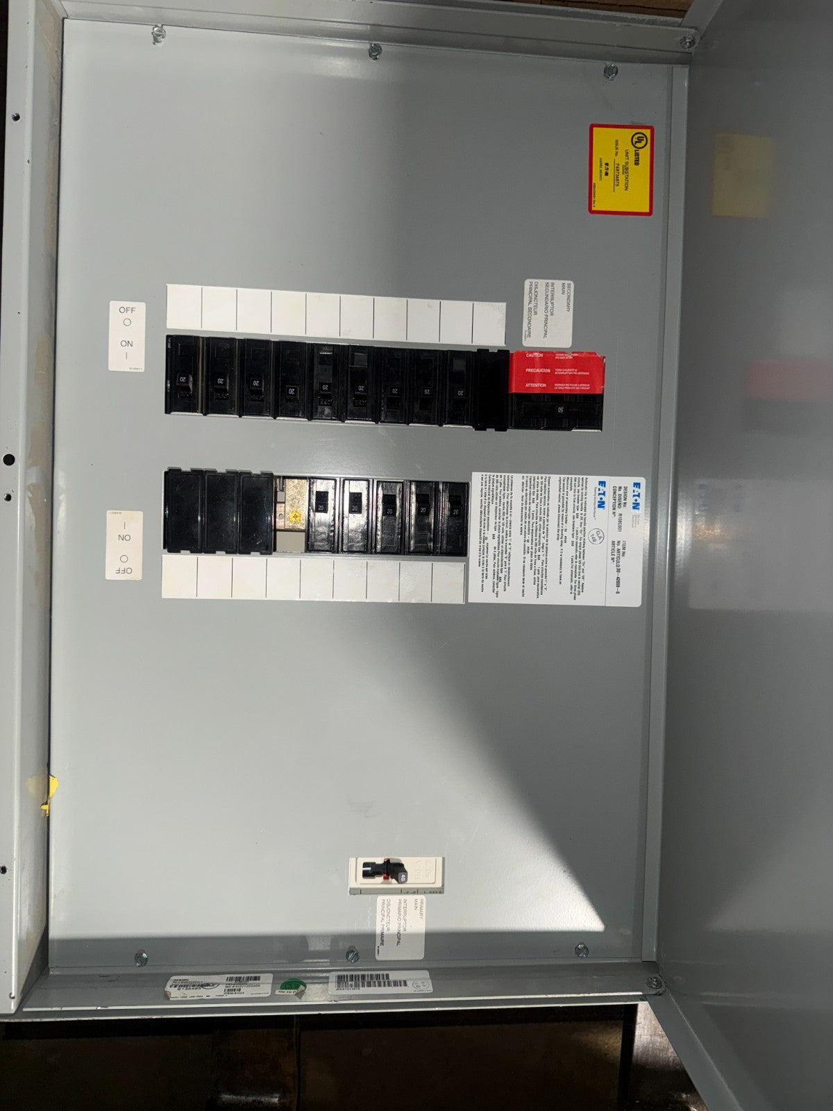 MINI POWER CENTER P48G28T1518CUB PRI VOLTS 480 DELTA SEC VOLTS 208Y/120 15KVA4