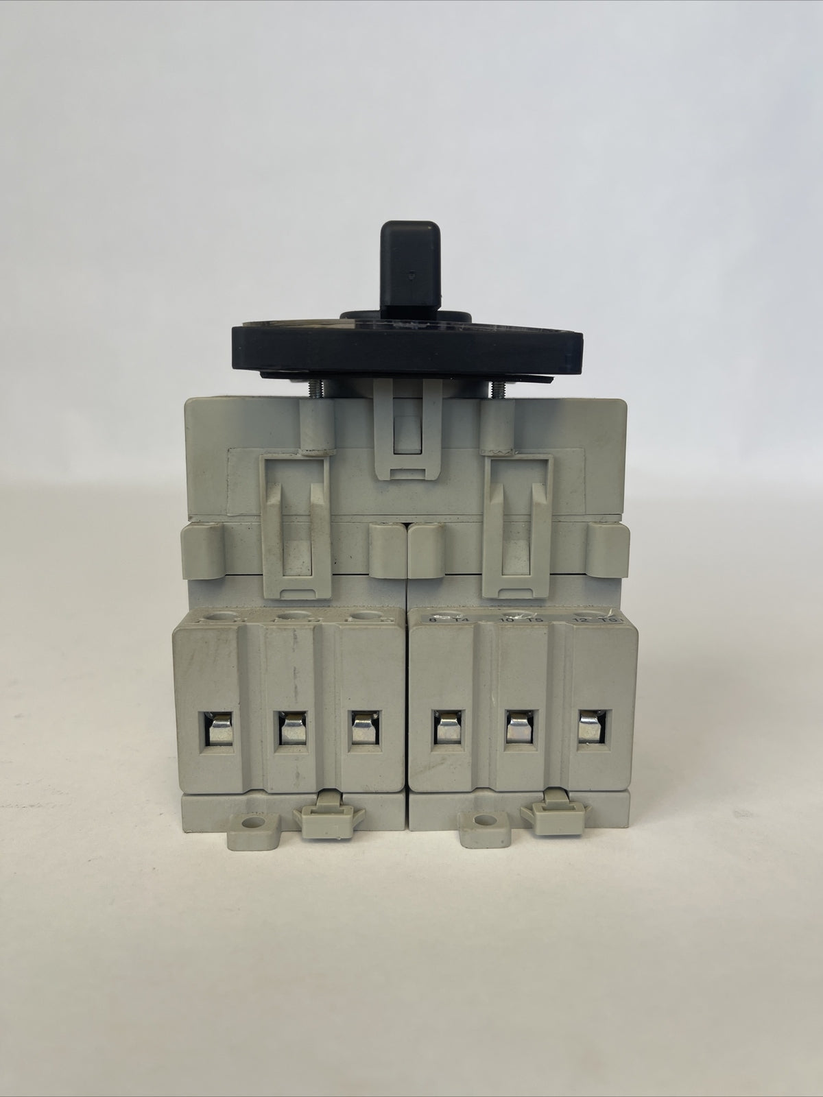 ALLEN BRADLEY 194-A25-3753 DISCONNECT SWITCH 25A 600VAC SER B 10HP4